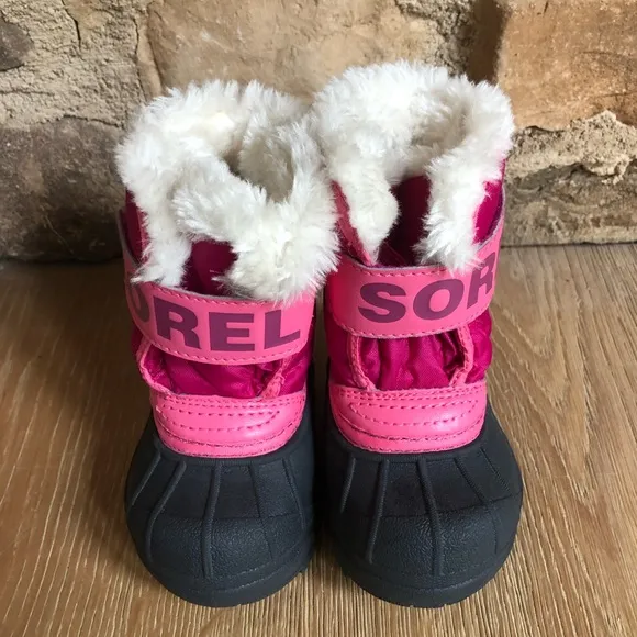 Sorel boots size 4 new!