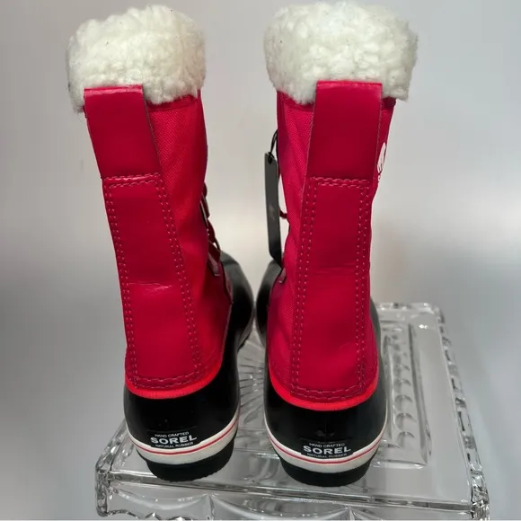 Sorel Yoot PAC Nylon Snow Boots- Waterproof- Big Girls size 6-New