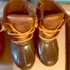 Sperry Boots. Girls size 8.