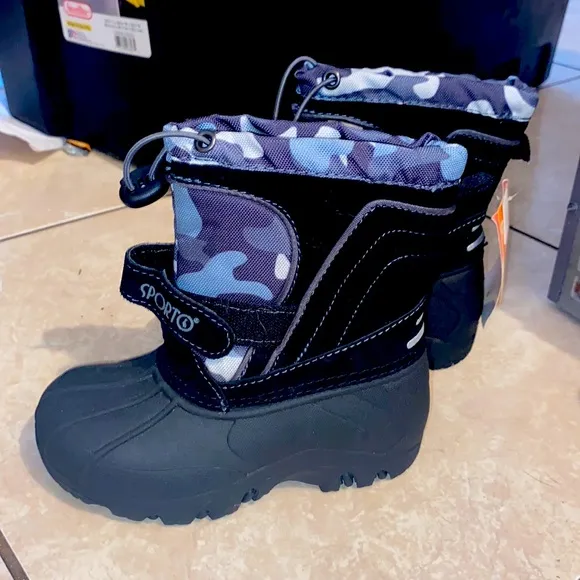 SPORTO BOYS BOOTS SIZE 9-10 for little toddler boys