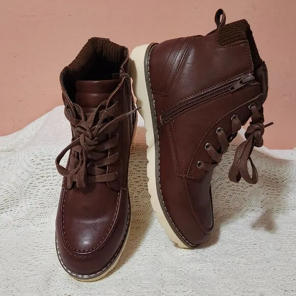 Steve Madden Girls Brown Boots Size 4