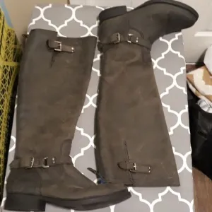 Steve Madden Rod boots sz.6.5M