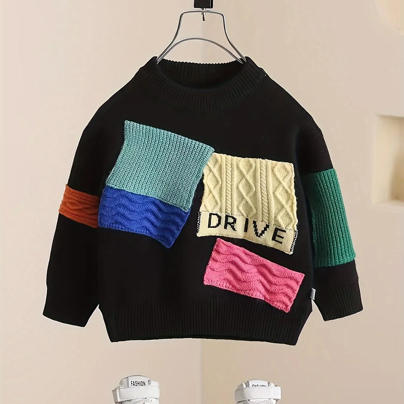 Stylish Boys' Color Block Patchwork Sweater - Fall/Winter Casual Knit Pullover - Soft, Warm, and Cozy Crew Neck Jumper for Autumn with Classic Design and Comfortable Fit