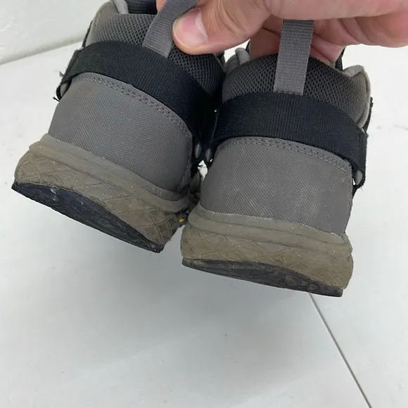 TEVA Mens  Hiker Boots Sz 8 gray
