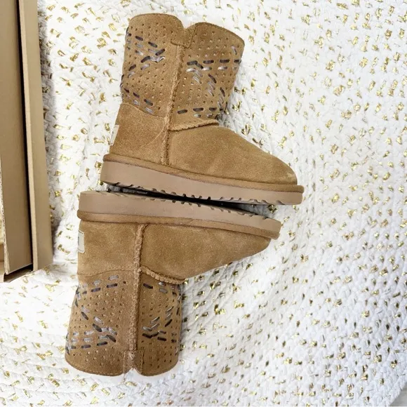 Toddler UGG Bailey Button Tehuano Boots