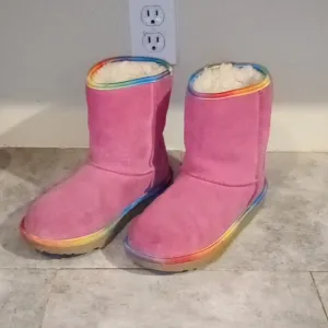 UGG boots size 4 niña