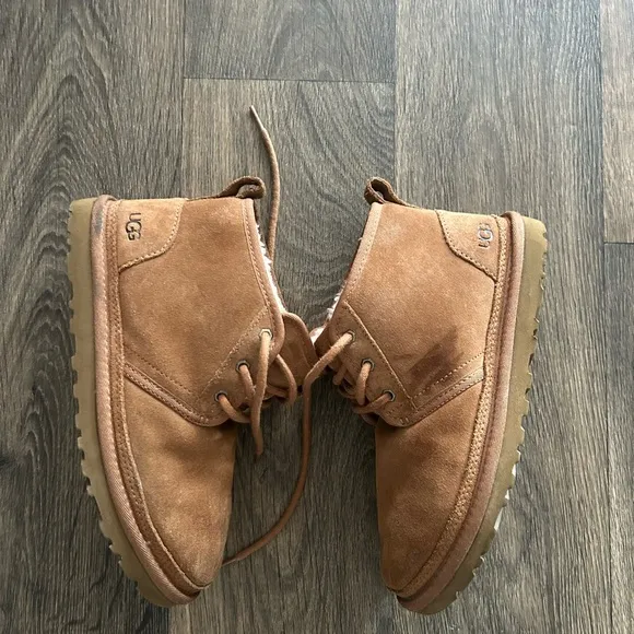 Ugg boots youth size 7