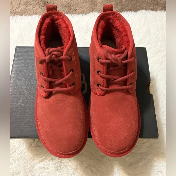 Ugg Neumel boots