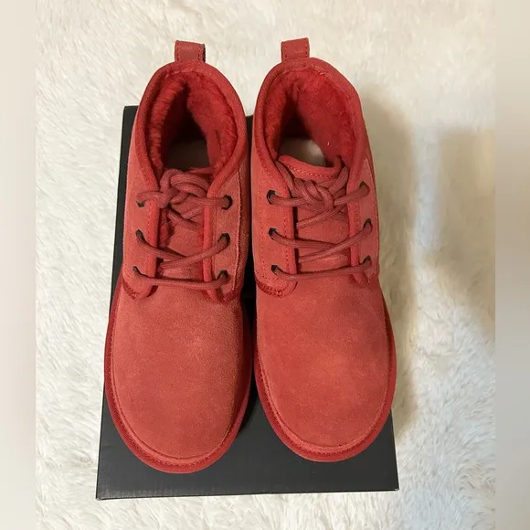 Ugg Neumel boots