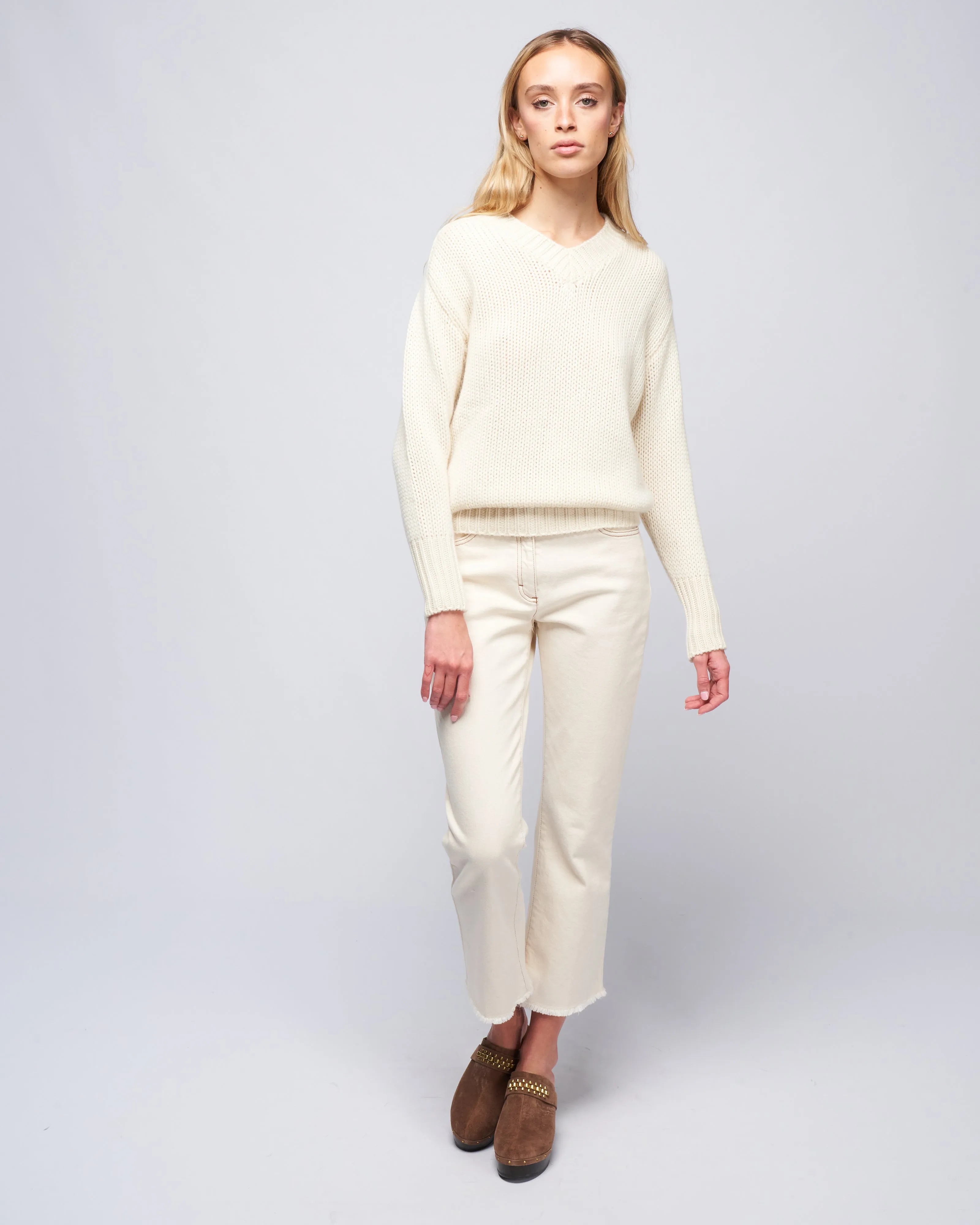 v neck cashmere sweater - off white