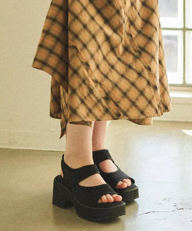 Volume Sole Stretch Sandals