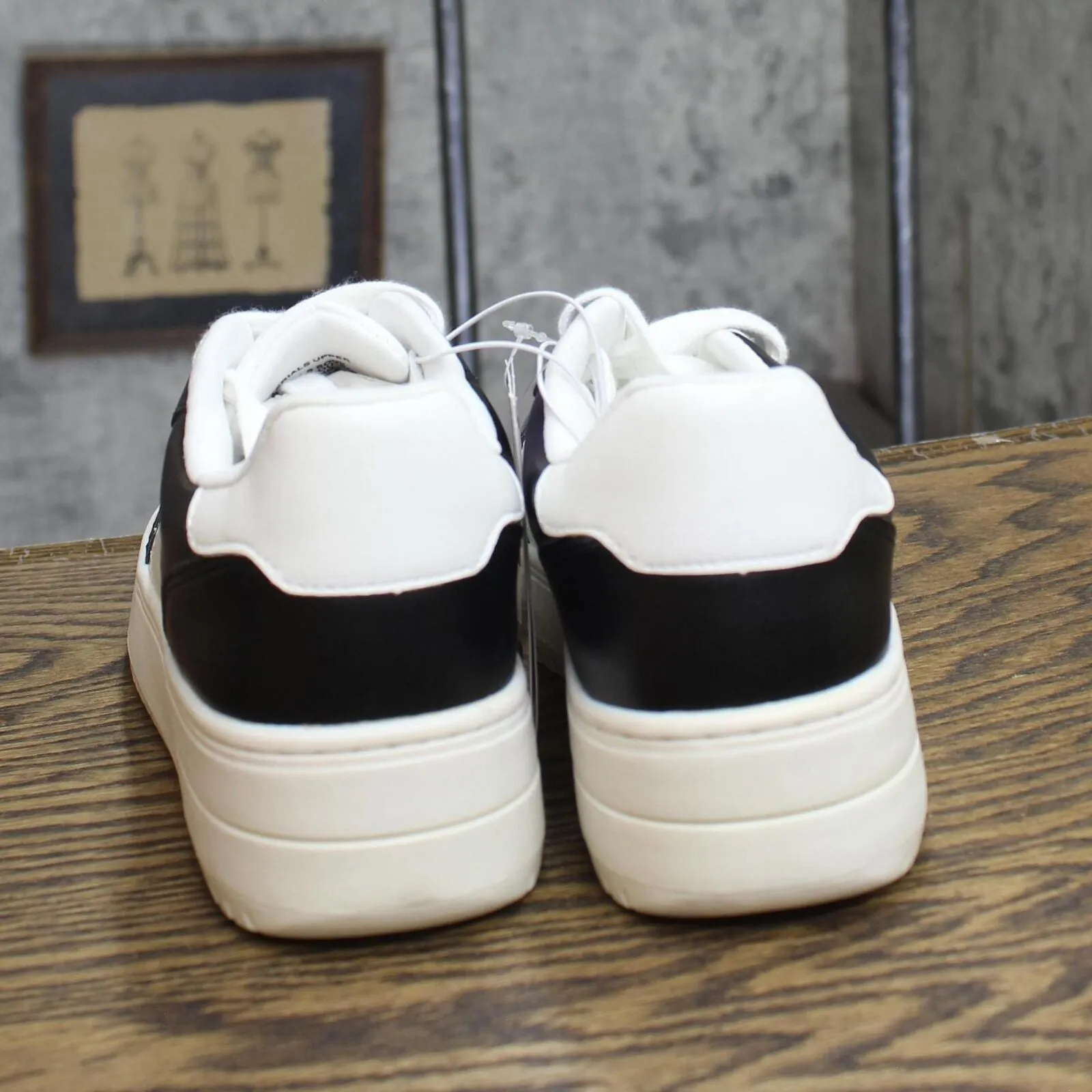 Wild Fable Womens Lola Lace-Up Sneakers with Memory Foam Insole Black 7M