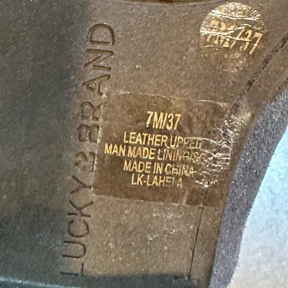Women’s lucky brand boots size 7