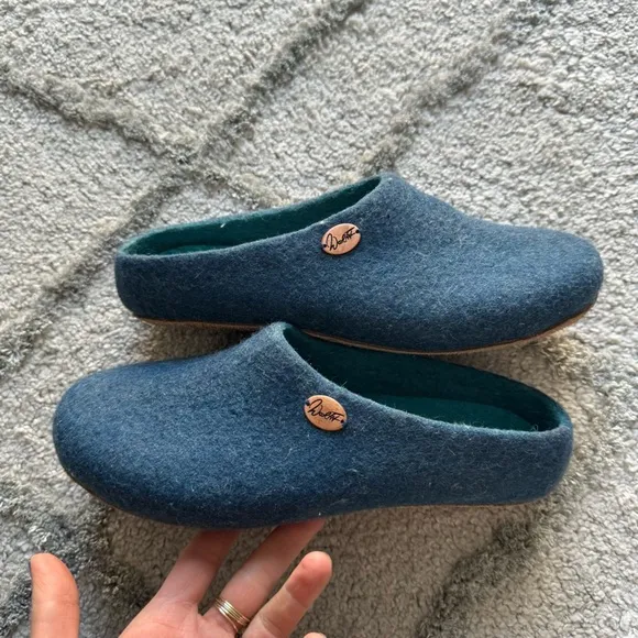 WoolFit wool felt handmade clogs slippers slip on blue German 39 / 9