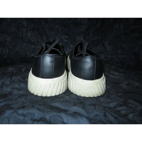 Zara black smooth leather lace up low top sneakers size 42 or US 9