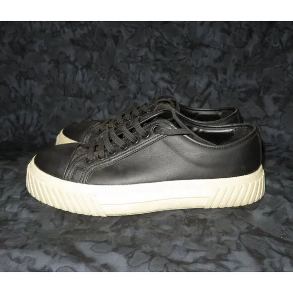 Zara black smooth leather lace up low top sneakers size 42 or US 9