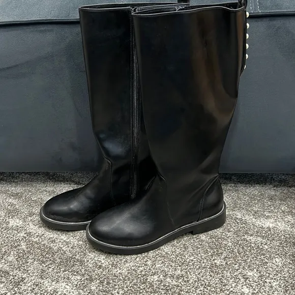 Zara gorgeous boots with pearls