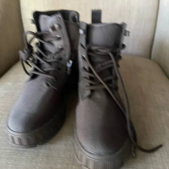 Zara original big boys boots