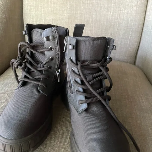 Zara original big boys boots